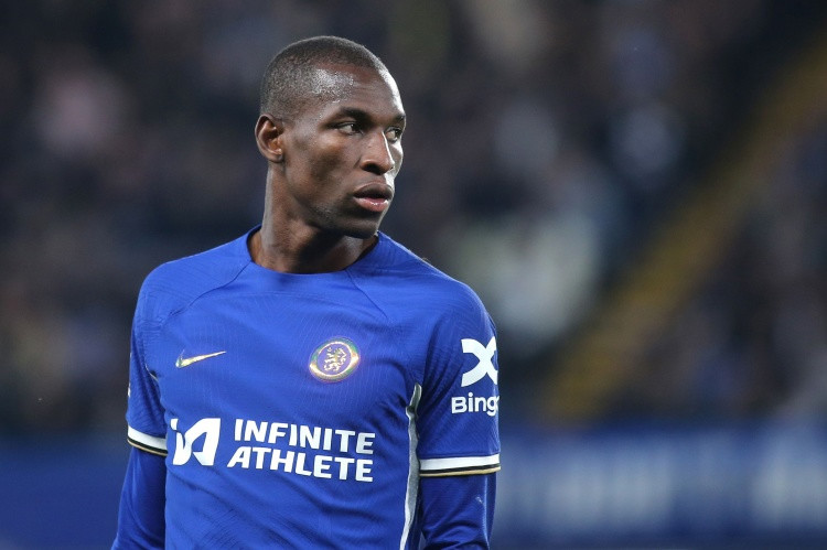 Nicolas Jackson trong màu áo Chelsea, tương lai bất định.