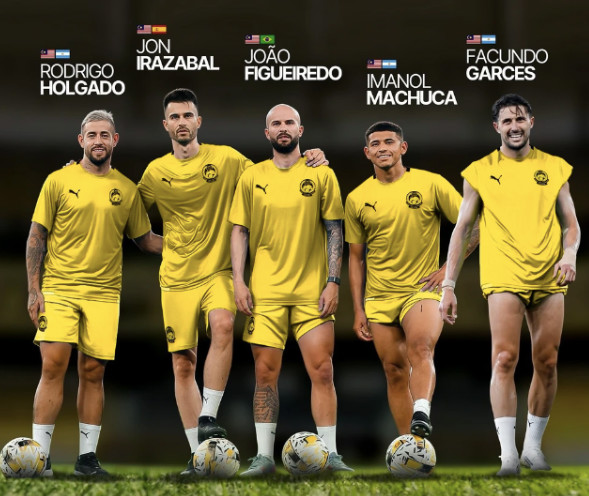 Nghi vấn 5 cầu thủ nhập tịch của Malaysia được FIFA cấp phép trước trận gặp Việt Nam.