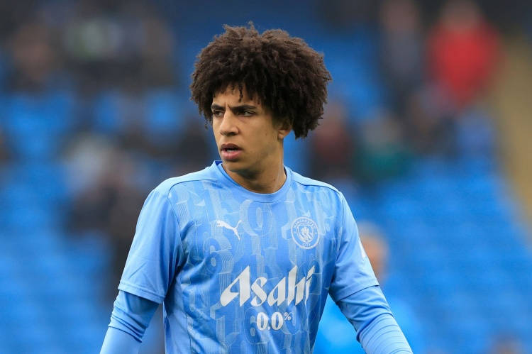 Rico Lewis trong màu áo Manchester City