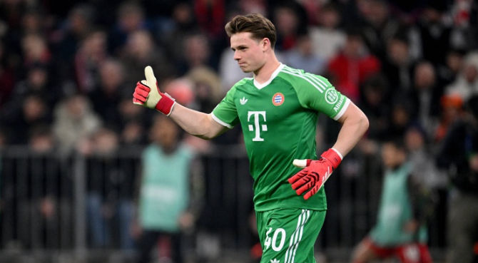 Thủ môn Ulbig khẳng định không đổ lỗi cho bất kỳ ai sau trận thắng nhọc nhằn trước Werder Bremen
