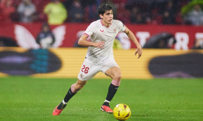Napoli chuẩn bị gửi lời đề nghị mới cho Juanlu, quyết tâm chốt thương vụ với Sevilla.