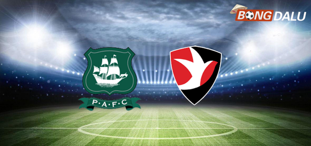 Trận đấu giữa Plymouth Argyle và Cheltenham Town tại League Trophy Anh