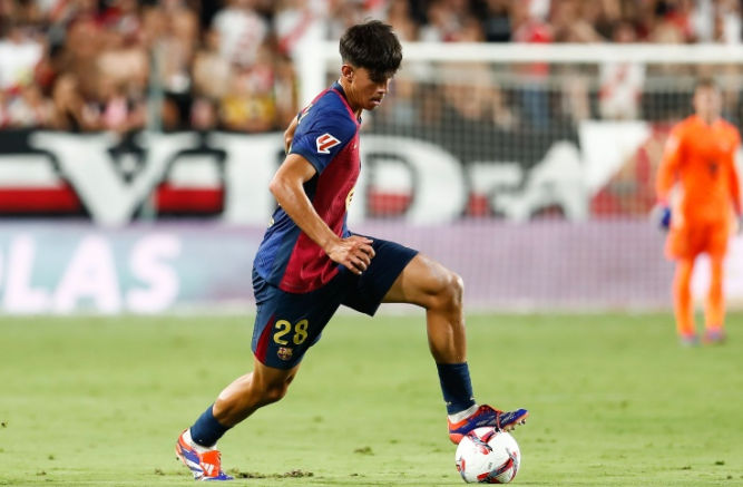 Barcelona thể hiện sự tin tưởng vào Bernal bằng việc đăng ký vào đội một.