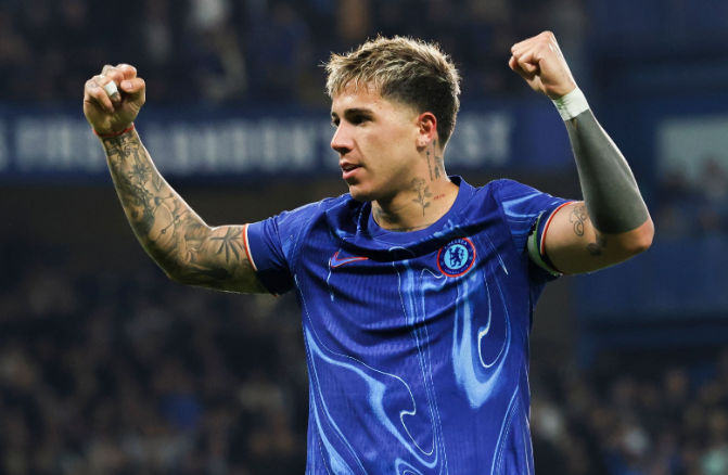 Enzo dẫn đầu Chelsea về số cơ hội tạo ra, chỉ sau Bruno Fernandes và Salah tại Premier League 2025