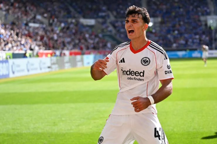Can Uzun, tài năng trẻ người Thổ Nhĩ Kỳ được Frankfurt định giá cao.