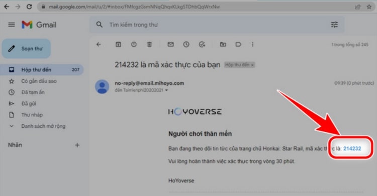 Mở email để lấy mã xác thực từ hệ thống